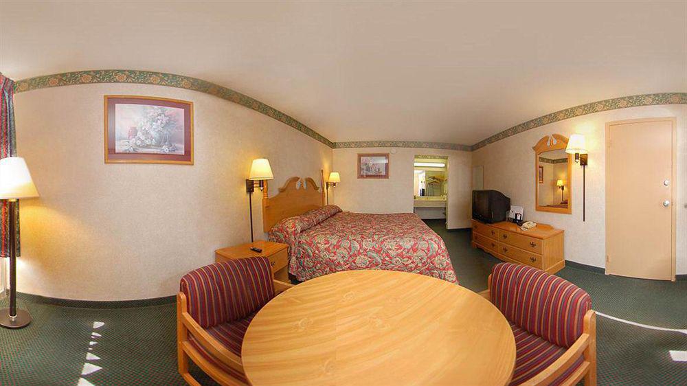 Red Roof Inn & Suites Cave City Kültér fotó