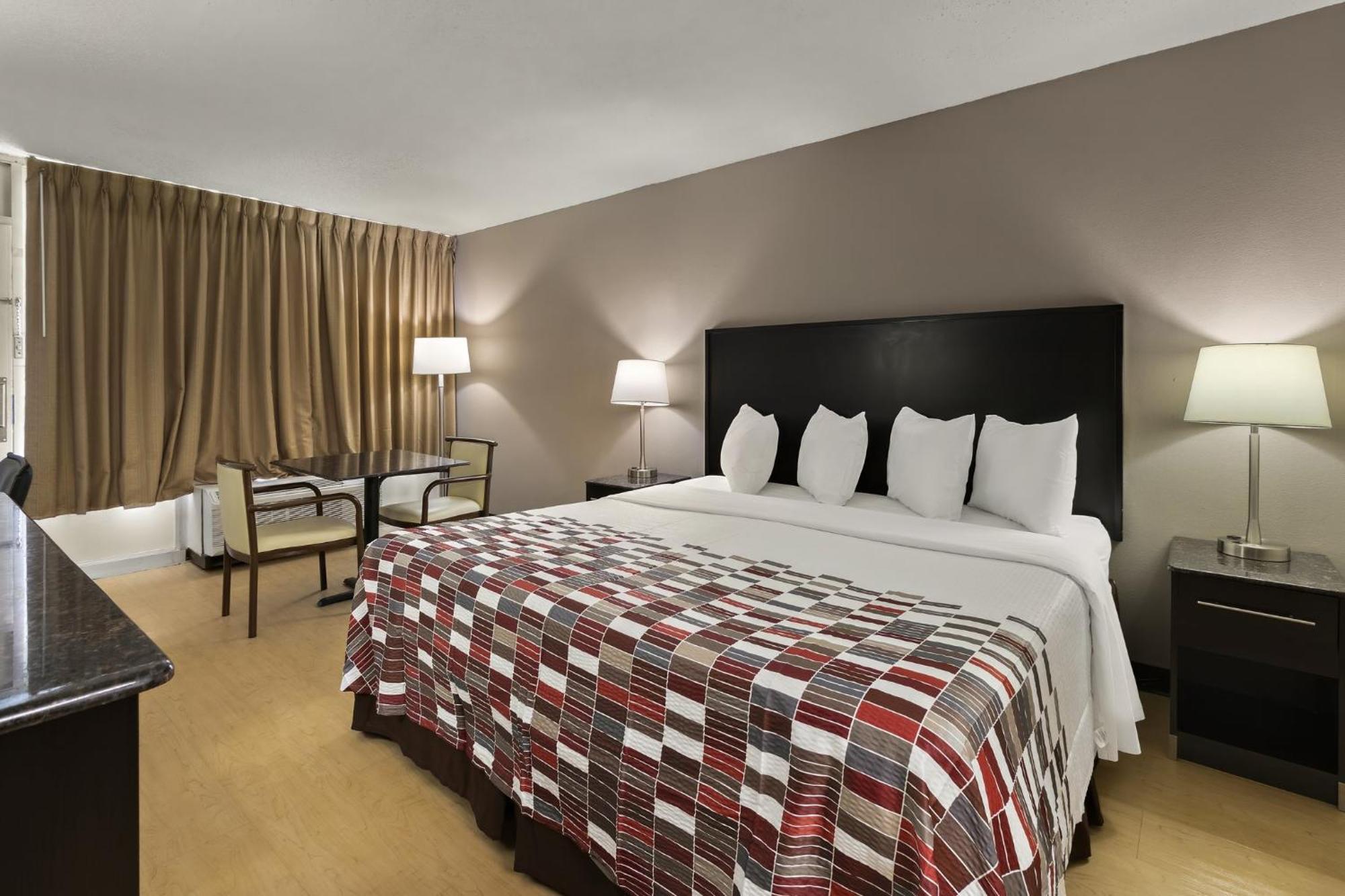 Red Roof Inn & Suites Cave City Kültér fotó